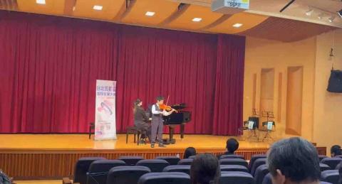 鋼琴教學/婕菱老師🎀 - 比賽照