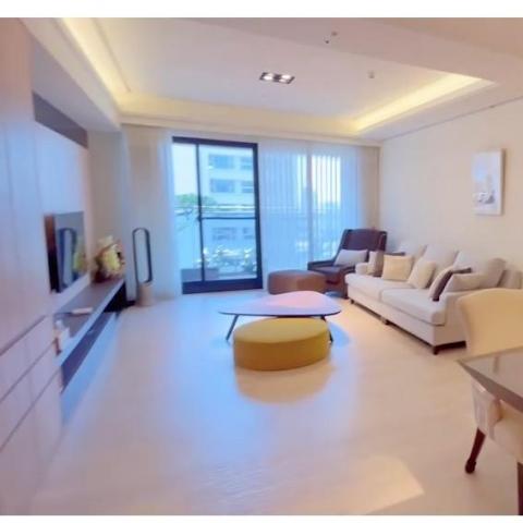 提供訂製家具台中服務的專家徐姐