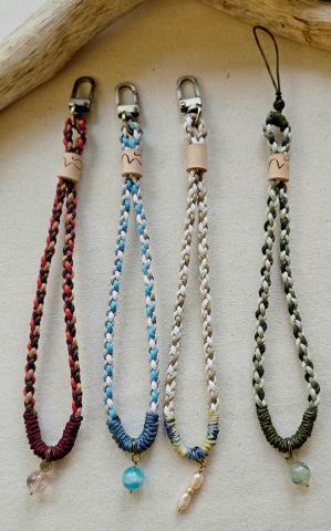 黃睦喬 - 腊繩編織手作鏈