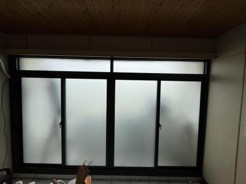 天鼎金屬玻璃工程行 - 各式鋁門窗