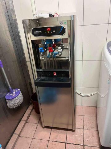 思維康淨水設備 - 飲水機安裝 思維康淨水設備 - 飲水機安裝