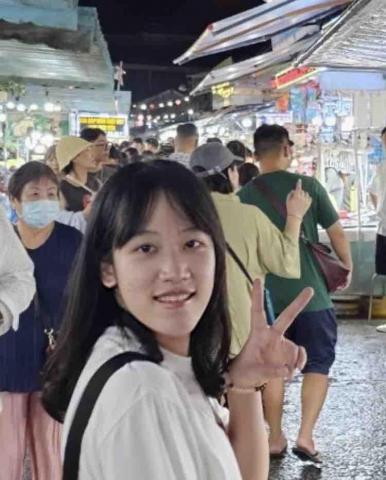 鄭亦均 鄭亦均