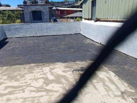欣安防水工程 - 基隆正義路房屋，屋頂防水工程