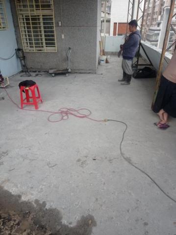 劉承宗 - 士林屋頂 防水泥作 打除工程