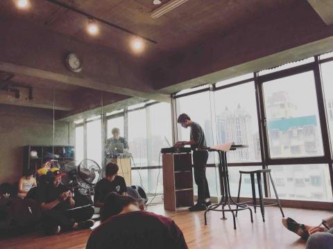 正值工作室-杜若熙 - 編排課