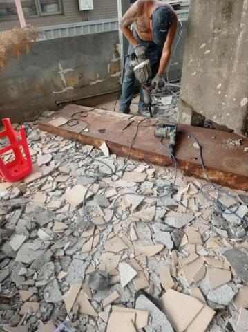 劉承宗 - 士林屋頂 防水泥作 打除工程