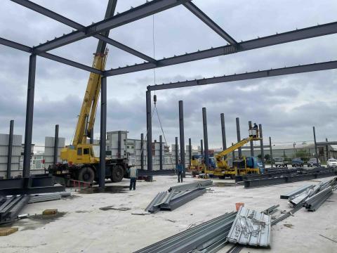 象盈建材工程行 - 鋼骨結構組裝