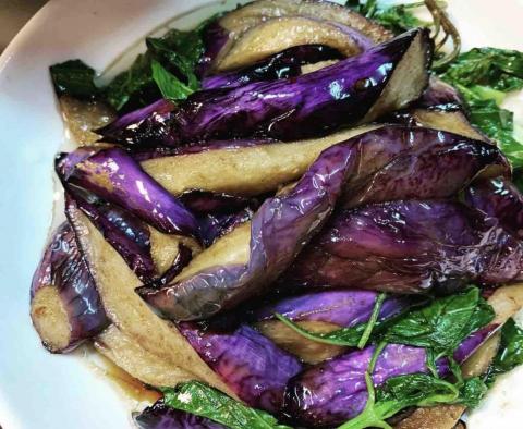 Fanny - 九層塔炒茄子