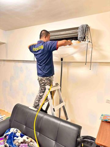 榮鑫居家水電維修 - 冷氣清洗
