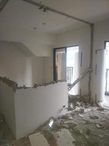 劉承宗 - 輕質水泥牆拆除工程