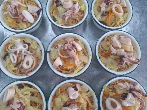 耿鈺婷 - 海鮮炒麵