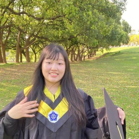 提供高爾夫球tee服務的專家花花教練