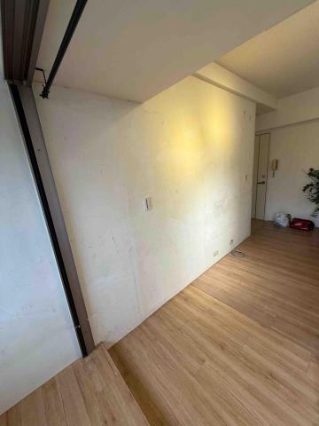 禾川拆除修繕團隊 - 壁紙拆除