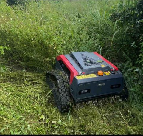 遙控割草工 - 