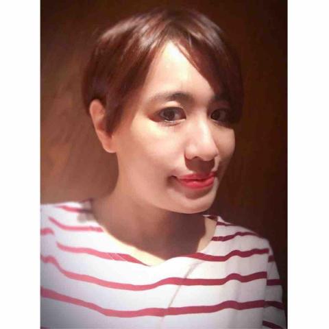 提供手工服務的專家劉小姐