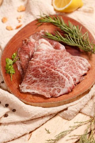 丹尼爾華森 - 丹森映像 - 客戶店家現場拍攝之產品形象照