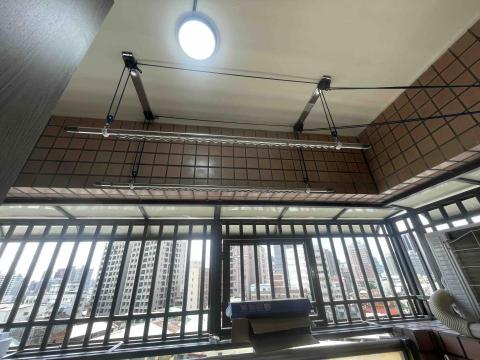 江建達 - 升降曬衣桿