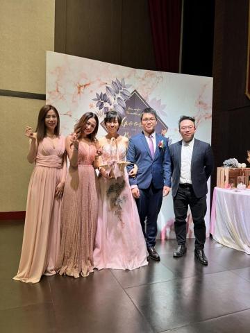 愛麗絲創藝行銷有限公司 - 桃園婚禮演出 - 樂團主持主唱、鍵盤、小提琴