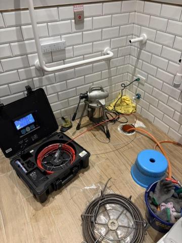 通管家 - 專業設備檢查管線 
使用不傷管清除方式