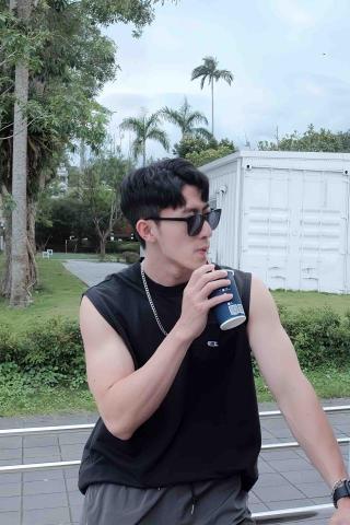 提供重量服務的專家Kerwin Hou侯樹原