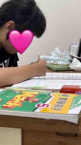 鄧羽芯 - 雖無家教經驗，但常常輔導妹妹的功課