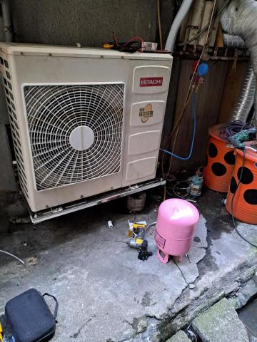 卓文勝 - 補冷媒到該有壓力