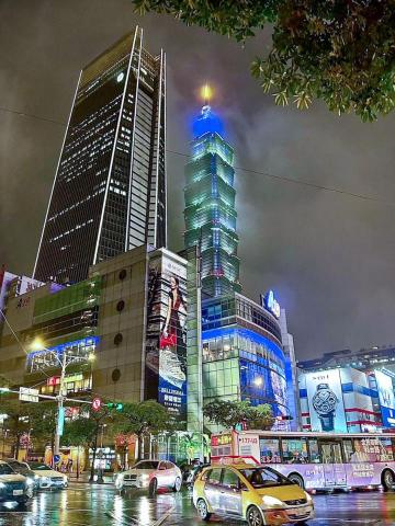 Too - 臺北101夜景照