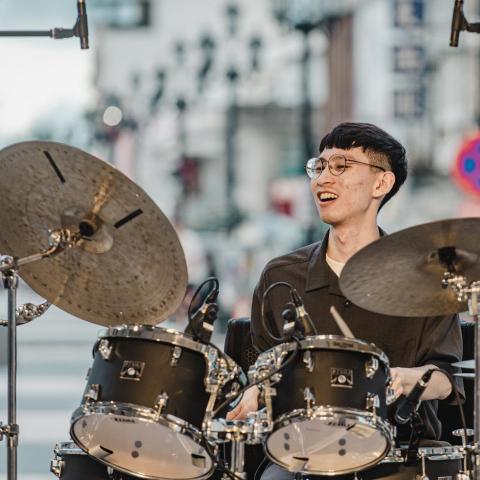 提供麻豆鼓服務的專家方俊博