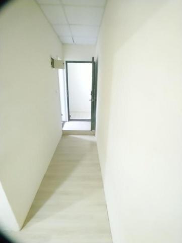 羅進聰 - 套房走廊兩面油漆（水泥漆）