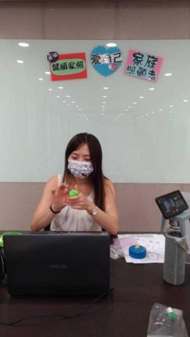 Lydia - 社區發展協會紓壓活動合作講師 (遠距教學)-仙人掌名片夾 Lydia - 社區發展協會紓壓活動合作講師 (遠距教學)-仙人掌名片夾