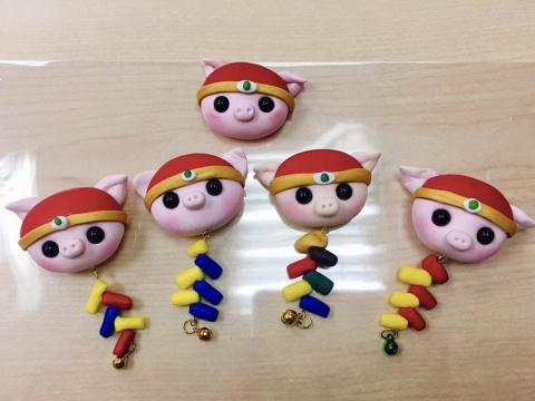 Lydia - 與企業合作共同舉辦捏塑課程-新春小豬磁鐵 Lydia - 與企業合作共同舉辦捏塑課程-新春小豬磁鐵