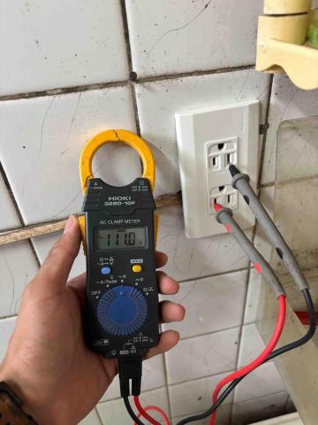 黃承鈞 - 插座安裝檢測 黃承鈞 - 插座安裝檢測