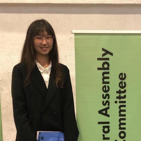 提供蔡侑霖交大服務的專家Ying Jie Liu