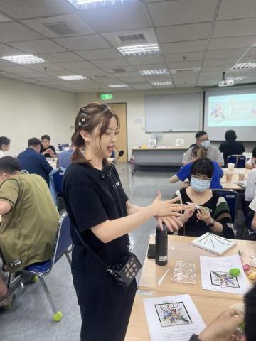 Lydia - 與企業合作共同舉辦捏塑課程-愛的花束 Lydia - 與企業合作共同舉辦捏塑課程-愛的花束