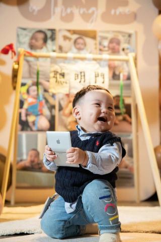 涵漾派對佈置 - 餐廳抓周佈置