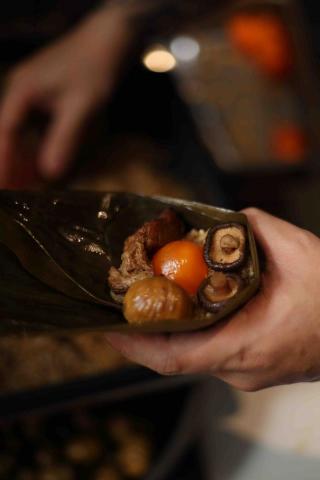 丹尼爾華森 - 丹森映像 - 肉粽製作過程形象照