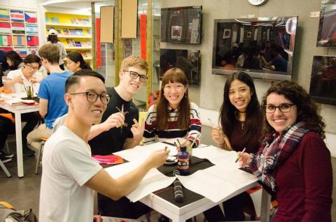 Tina - 外籍生活動主持與接待