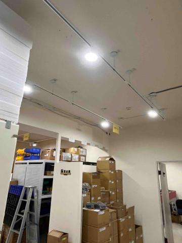 家麒（水電） - 軌道燈安裝配電