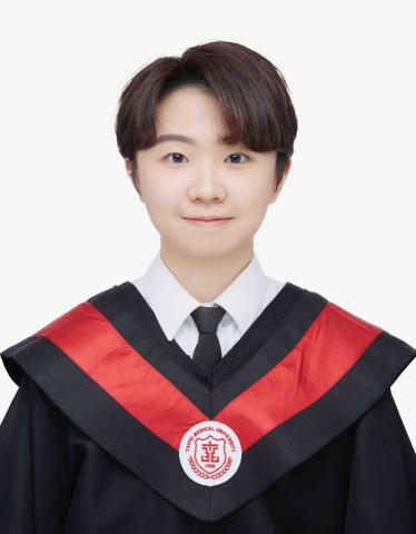 提供高中生物服務的專家陳欣昀