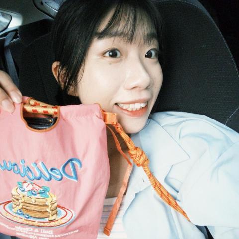 提供工作服台南服務的專家林郁婷