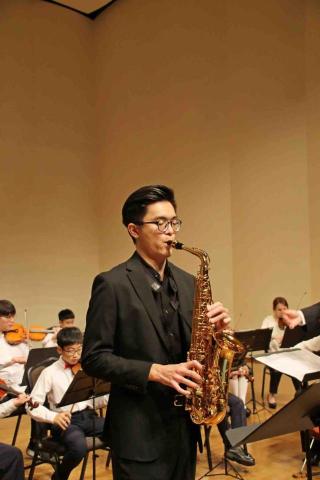 🎷廖柏森/專業薩克斯風教學｜演奏｜編曲 - 