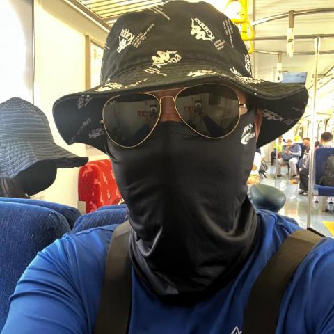 提供戶外遮陽棚服務的專家吳志成