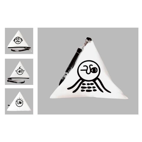 來月設計  LAYUE DESIGN - 三角包商品周邊圖案設計