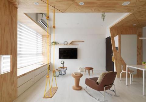 真跡空間設計 - 這是一個強調親子互動、自然感材質與創意構築的空間，融合日系自然派精神與北歐簡潔機能性，特別適合有孩童的年輕家庭或追求生活樂趣的屋主，展現出兼具實用、舒適與童趣美學的現代居家風格。