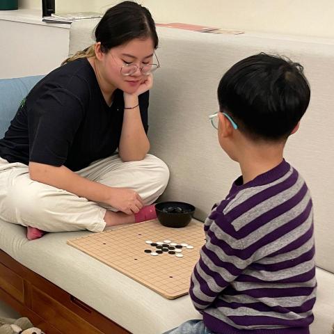 恬昕 - 小一陪玩