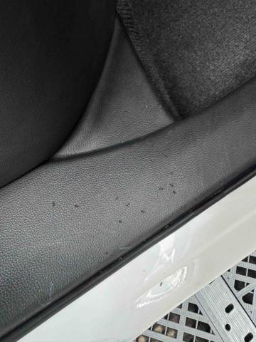 穩銀車體專業美研 - 除蟻車內消毒清潔