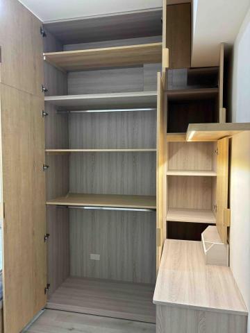 澄映室內設計、系統櫃、訂製櫃 - 全客製木芯板大衣櫃
可掛衣也可層板收納
規劃設計、工廠直營、一條龍服務
