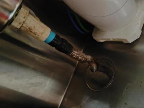 煜伸水和電維修 - 流理台排水管查漏更換止水橡皮