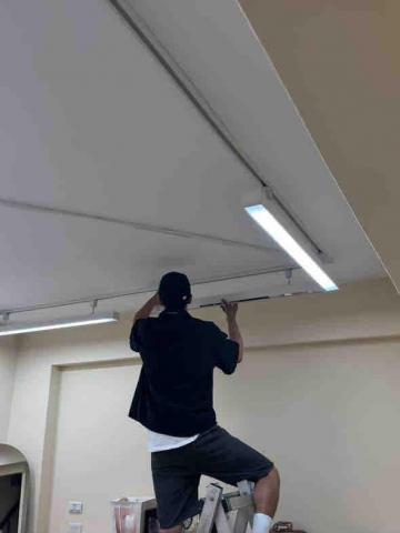 方楷喻 - 軌道燈 與軌道安裝