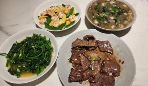 韓欣蓉 - 到府煮飯